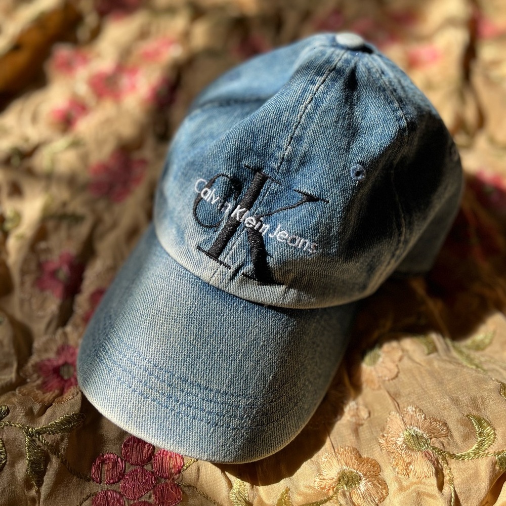 Calvin Klein hat